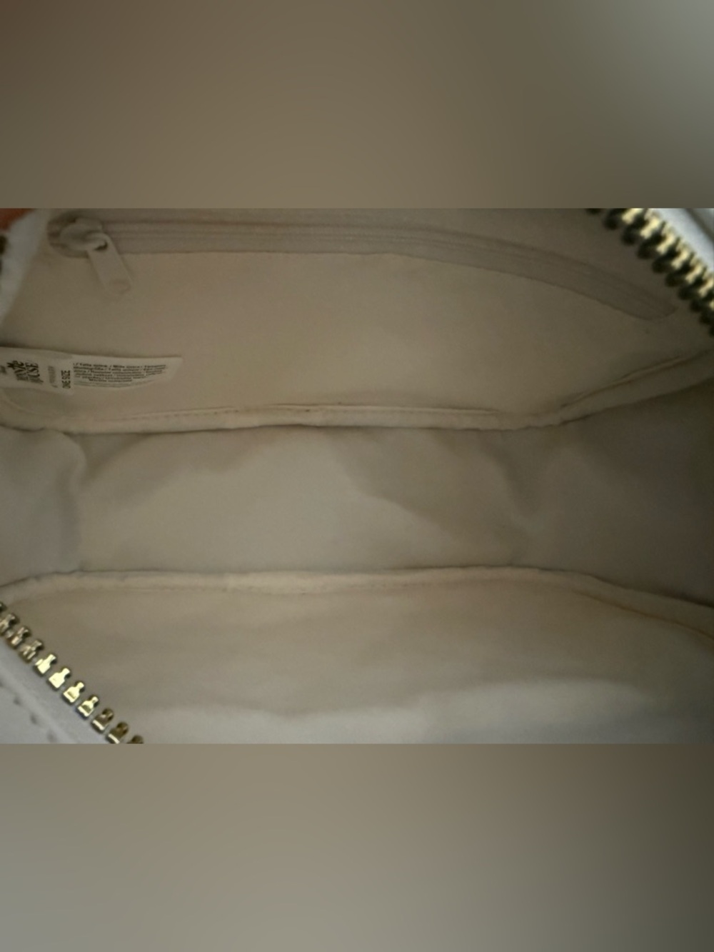 Disney Minnie Mouse at Primark Cream Crossbody Bag - Picture 15 of 16